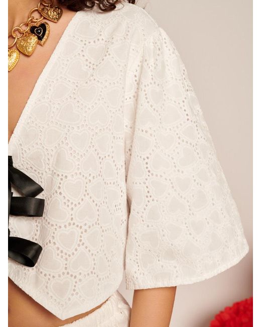 Sister Jane White Blanca Broderie Anglaise Top