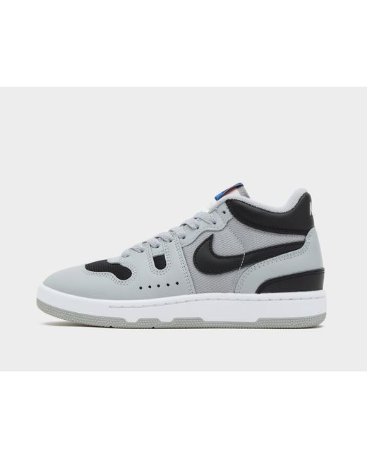 Nike Metallic Attack