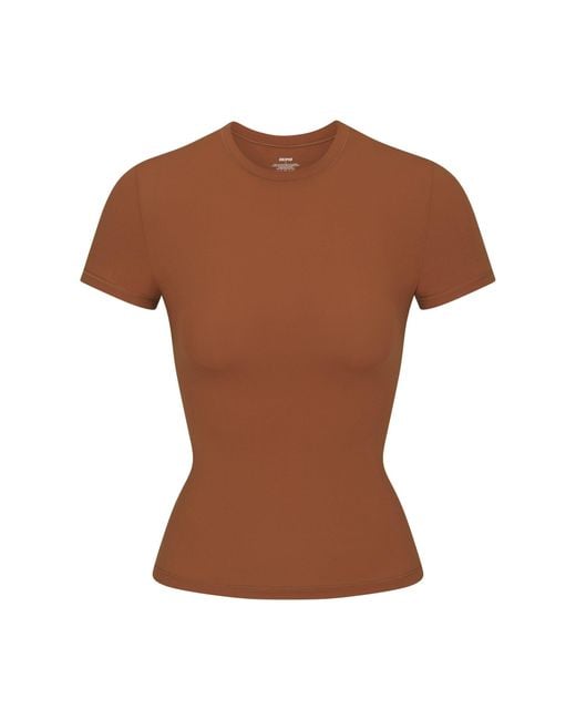 Skims T-shirt in Brown