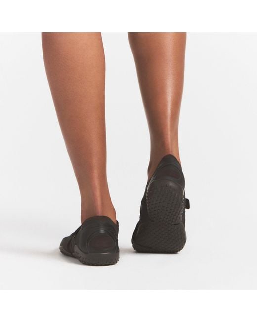 Skims Black Rift Mesh