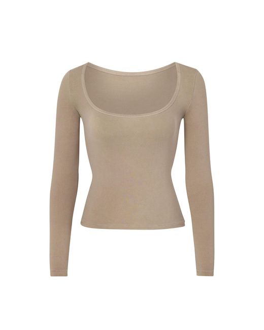 Skims New Vintage Scoop Long Sleeve T-shirt in Desert (Natural) - Lyst