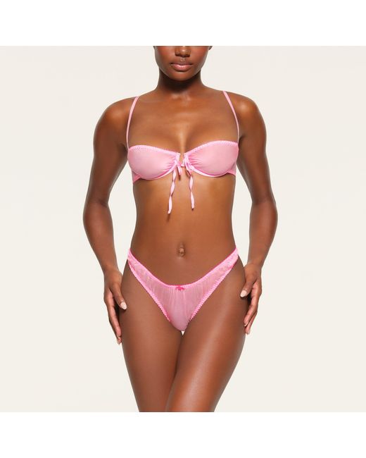 Skims Bra in Pink Lyst