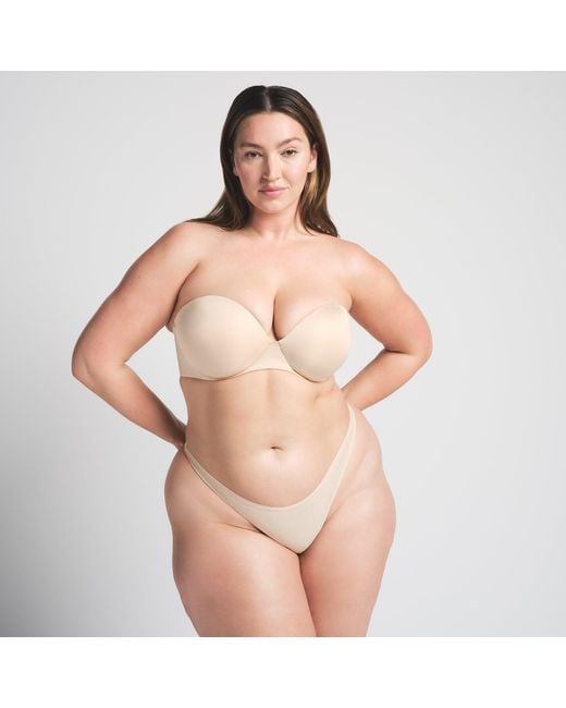 Skims Natural Strapless Push-Up Bra