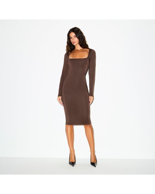 brown square neck midi dress Women's The Main Idea Cocoa Brown Sleeveless Pleated Structured Midi Dress | Size: L