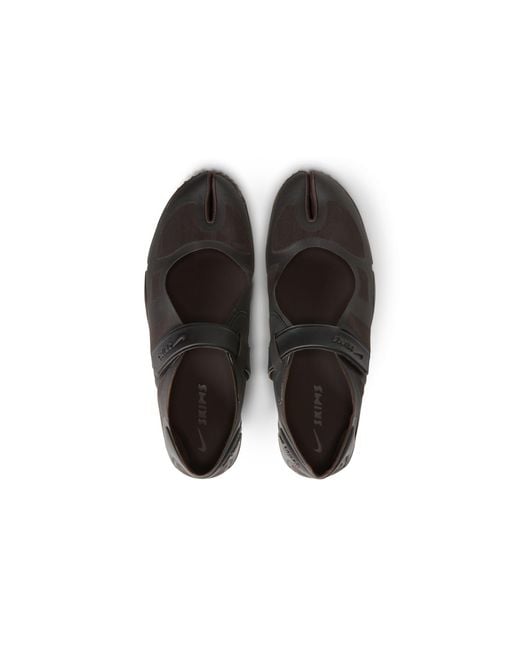 Skims Black Rift Mesh