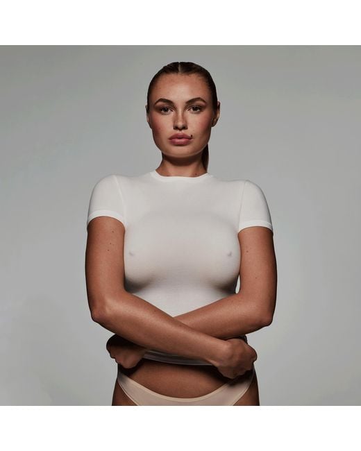 Skims Natural Nipple Push-Up Bra