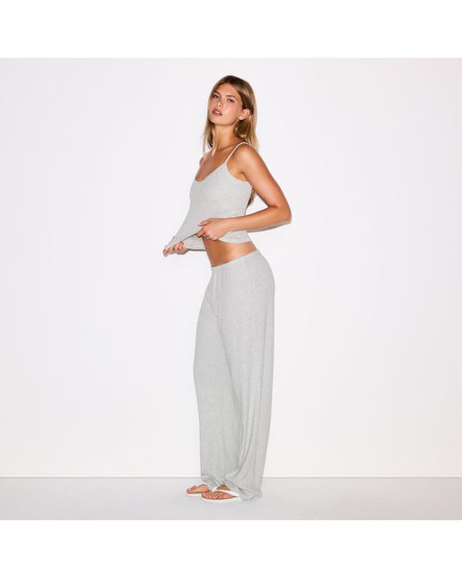 Skims Gray Straight Leg Pants