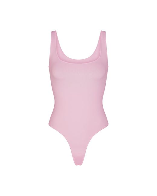 Skims Essential Scoop Neck Bodysuit in Pink Lyst