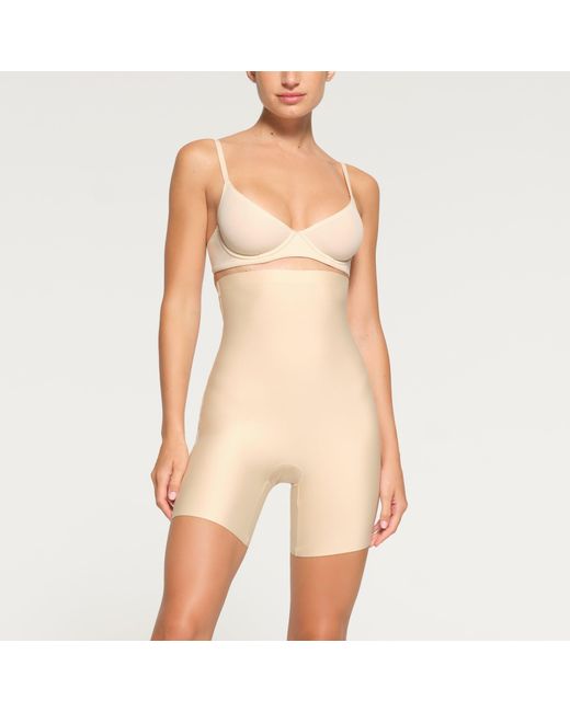 Skims High-waisted Mid Thigh Short in Natural