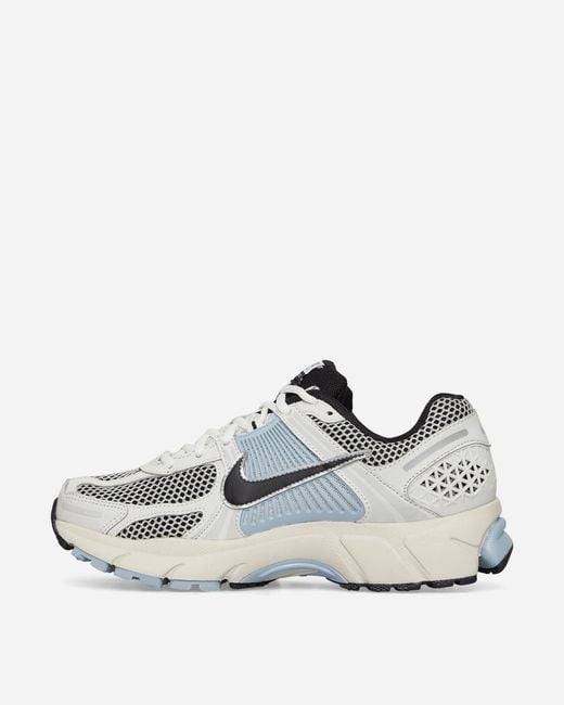 Nike White Wmns Zoom Vomero 5 Sneakers Platinum Tint / Light Armory Blue for men