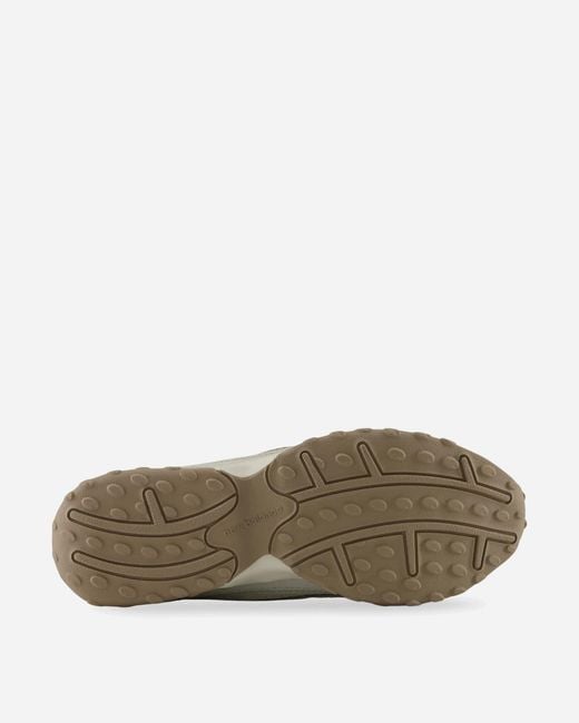 New Balance Gray 204v Sneakers Turtledove / Timberwolf for men