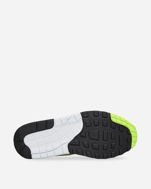 Nike Green Wmns Air Max 1 Sneakers / Volt for men