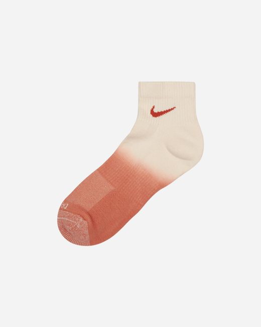 Nike White Everyday Plus Cushioned Ankle Socks Red / Cream for men