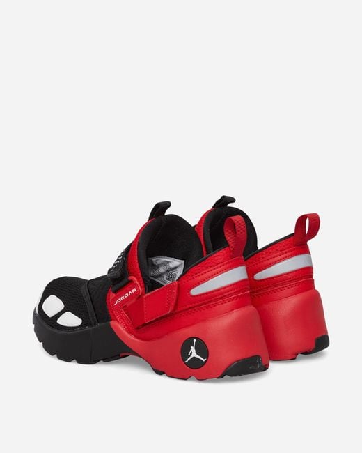 Nike Women S Jordan Trunner Lx Sneakers / University Red