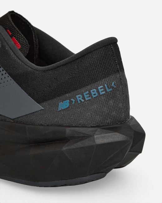 New Balance Black Fuelcell Rebel V4 Sneakers Magnet for men