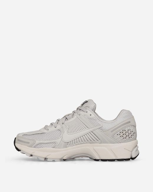 Nike White Zoom Vomero 5 Sneakers Vast Grey for men