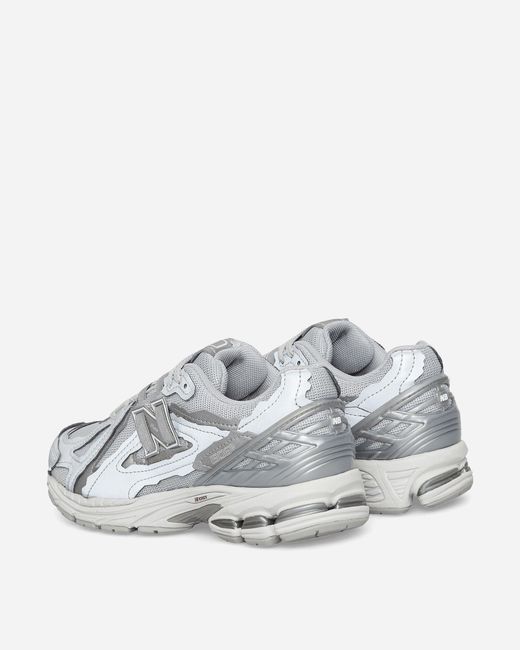 Sneakers clearance silver metallic