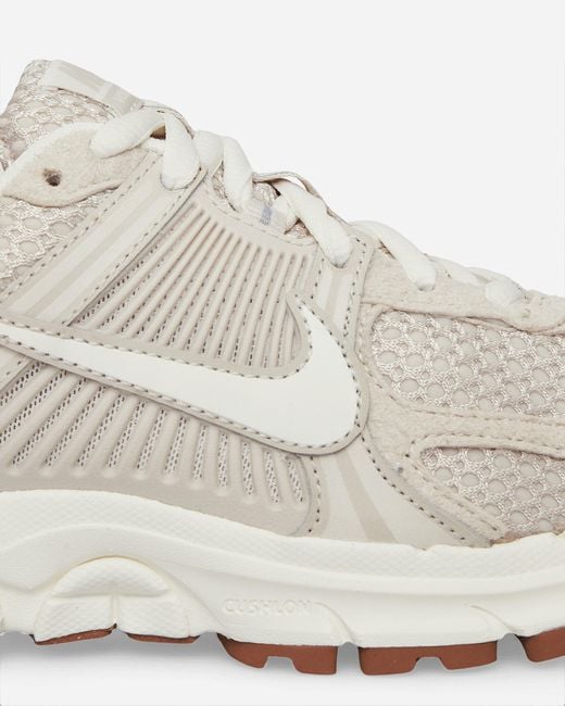 Nike White Wmns Zoom Vomero 5 Sneakers Light Orewood for men
