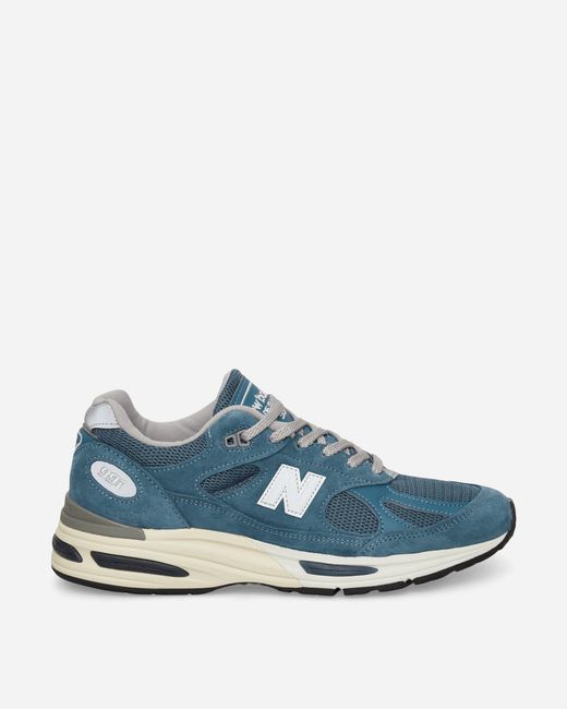 New Balance Blue Made In Uk 991v2 Sneakers Tapestry / Silver / Naval Academy for men