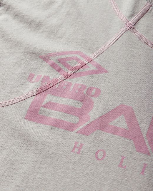 Umbro Gray Bank Holiday T-shirt Light Grey / Hot Pink for men