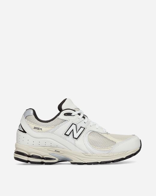 New Balance Suede 2002r Sneakers in White for Men | Lyst