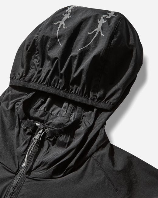 Roa Black Eightlines Hue Packable Wind Jacket for men