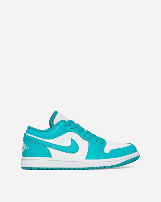 Nike Wmns Air Jordan 1 Low Sneakers New Emerald in Blue | Lyst