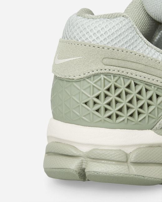 nike zoom light green