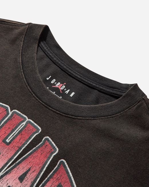 Nike Men S Flight Essentials Oversized T-shirt Black / Varsity Red for men