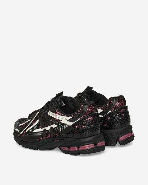 New Balance Black 1906a Sneakers / Dragon Berry / White for men