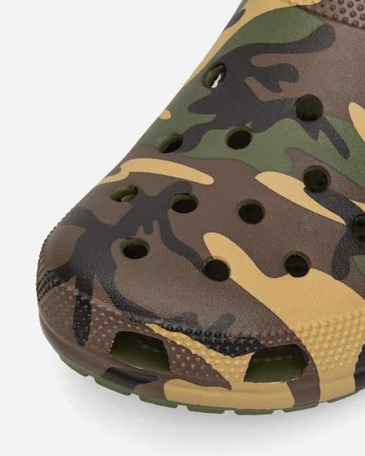 CROCSTM Classic Camouflage Clogs Army Green for men