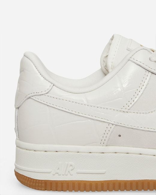 Nike White Wmns Air Force 1 07 Lx Sneakers Phantom for men