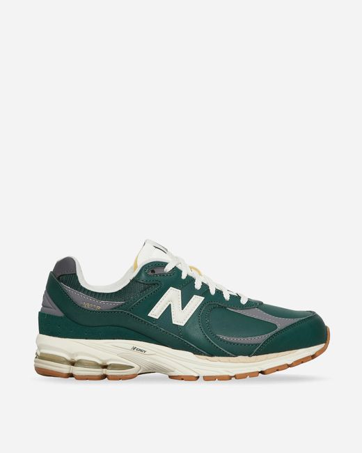 New Balance Green 2002r Sneakers Nightwatch for men