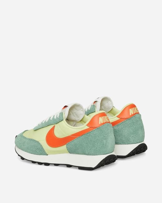 Nike Green Daybreak Sneakers Limelight / Healing Jade for men