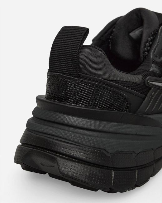 Nike Black Wmns V2K Run Sneakers / Dark Smoke for men