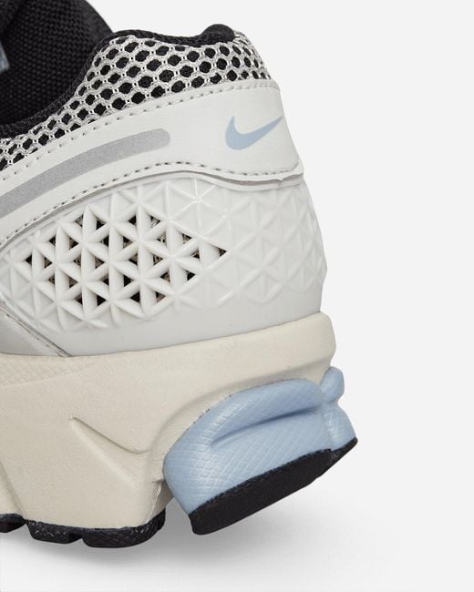 Nike White Wmns Zoom Vomero 5 Sneakers Platinum Tint / Light Armory Blue for men
