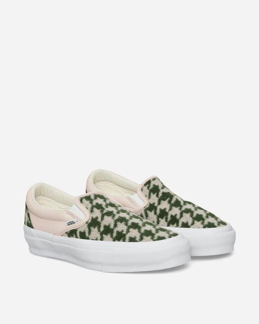 Blush checkerboard vans discount