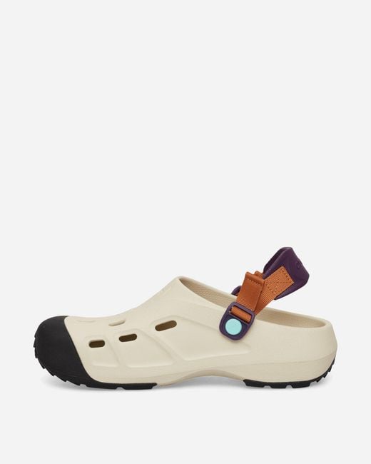 CROCSTM White Quick Trail Clogs Bone for men