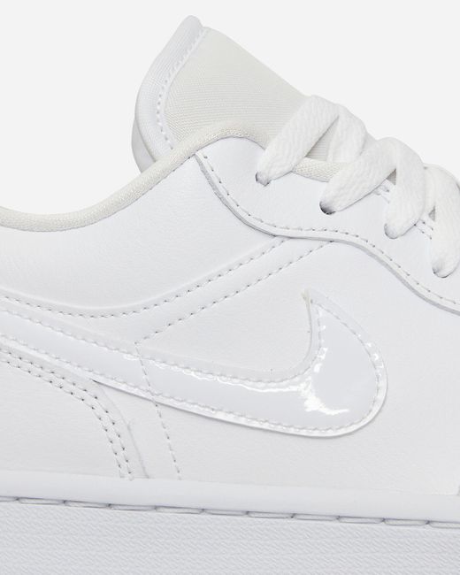 Nike Wmns Air Jordan 1 Low Sneakers White for men