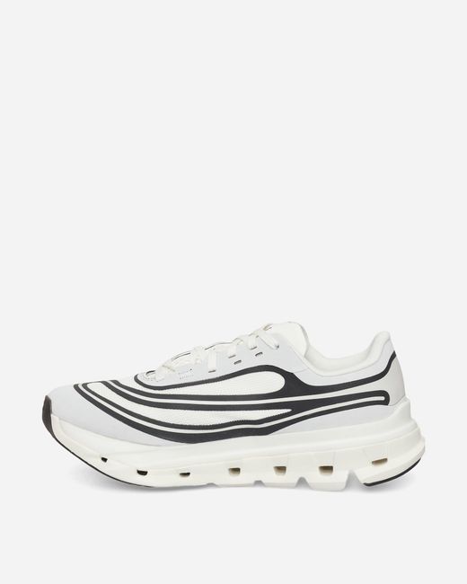 On Shoes White Cloudflow 5 Ad Sneakers Ivory / Black for men