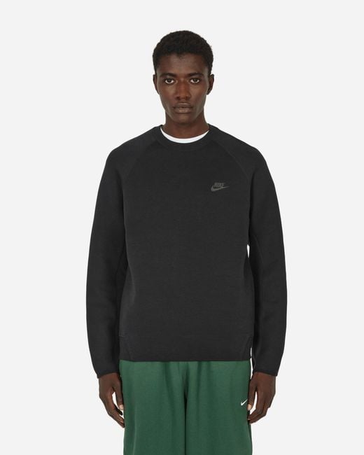 Nike Black Tech Fleece Crewneck Sweatshirt for men