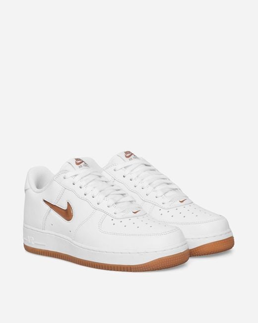 Nike White Air Force 1 Low Retro Sneaker / Gum Med for men