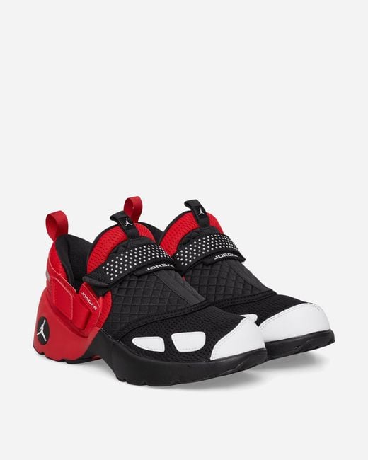 Nike Women S Jordan Trunner Lx Sneakers / University Red