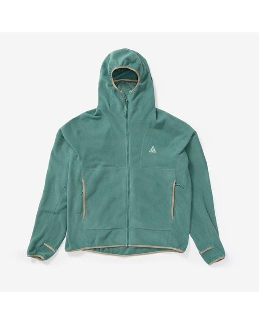 acg fleece wolf tree