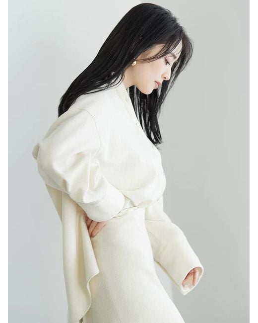 SNIDEL White Nuance Drop Earrings