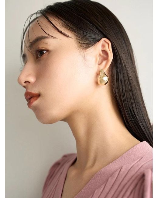 SNIDEL White Nuance Drop Earrings