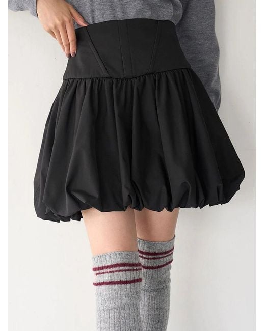 SNIDEL Black Balloon Mini Skirt