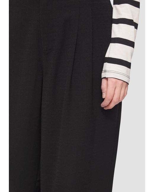 QS White Bundfaltenhose mit weitem Bein