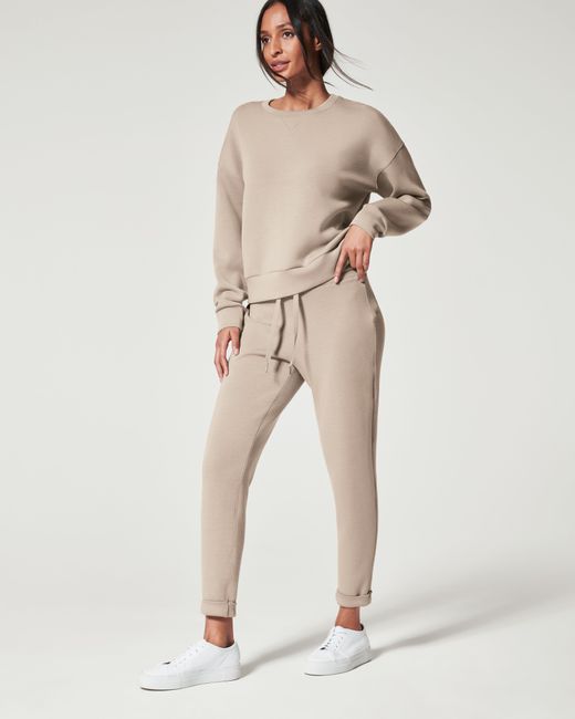 Spanx Airessentials Tapered Pant in Natural
