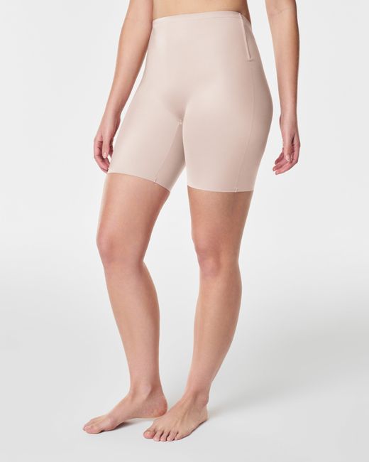 Spanx Pink Suit Your Fancy Shaping Low Back Mid-thigh Short